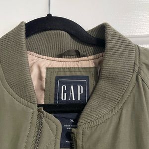 Men’s GAP XL bomber jacket.